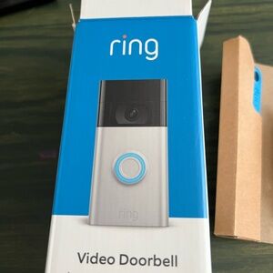 Ring Video Doorbell in Silver. BRAND NEW